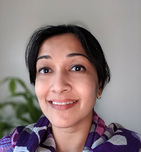 Dr. Muna Chowdhury, MD, CCFP, FCFP 