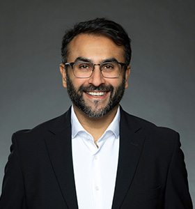 D<sup>r</sup> Avik Nath 