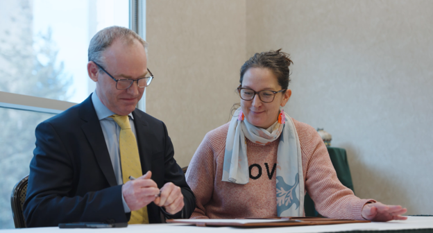 CEO Dr. Michael Allan and President-Elect Dr. Sarah Funnell signing the National Circle of Indigenous Medical Education and Partners' Declaration of Shared Purpose and Commitment.